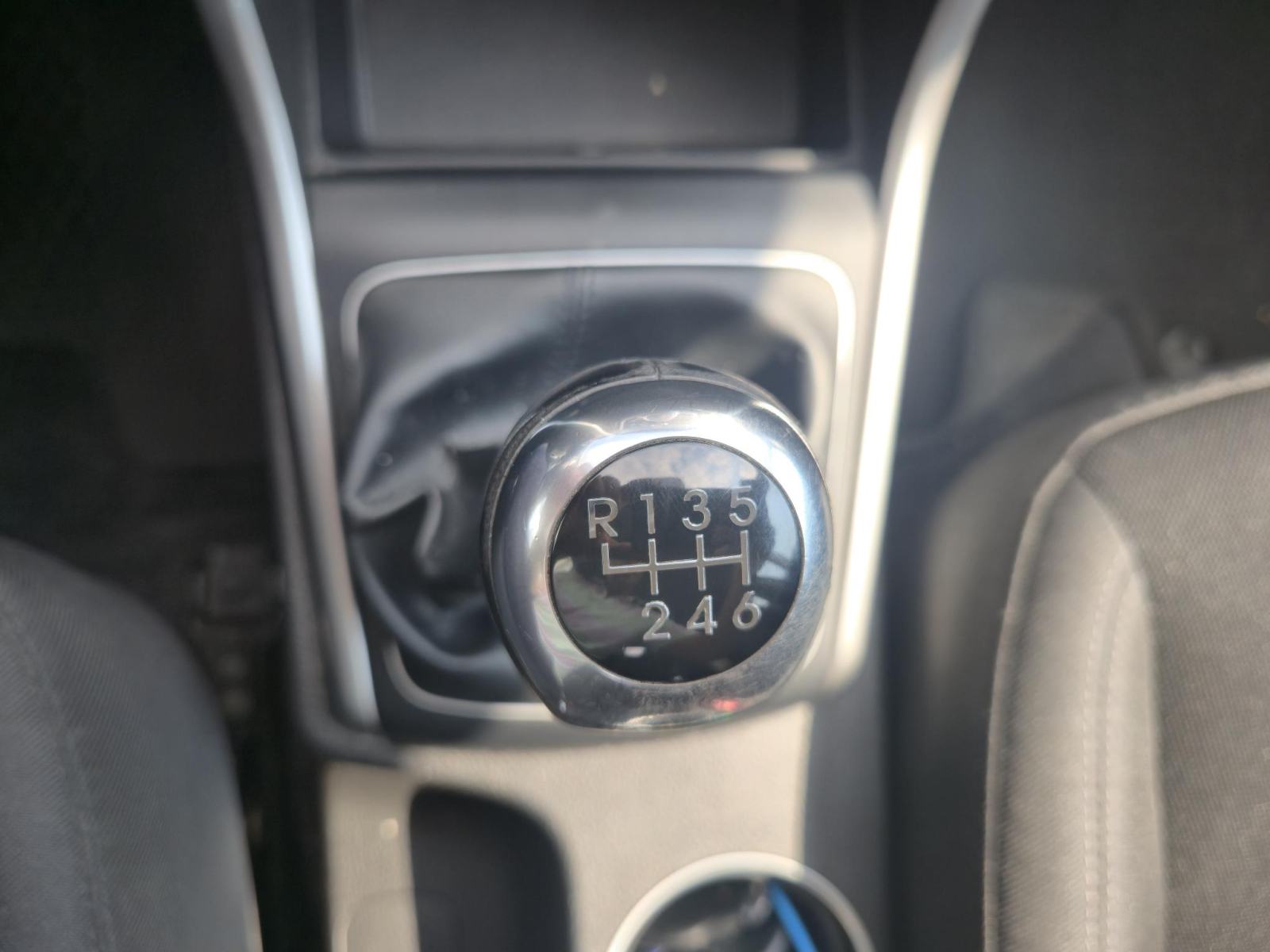 Hyundai i30 1.4 DOHC, fotografija 7
