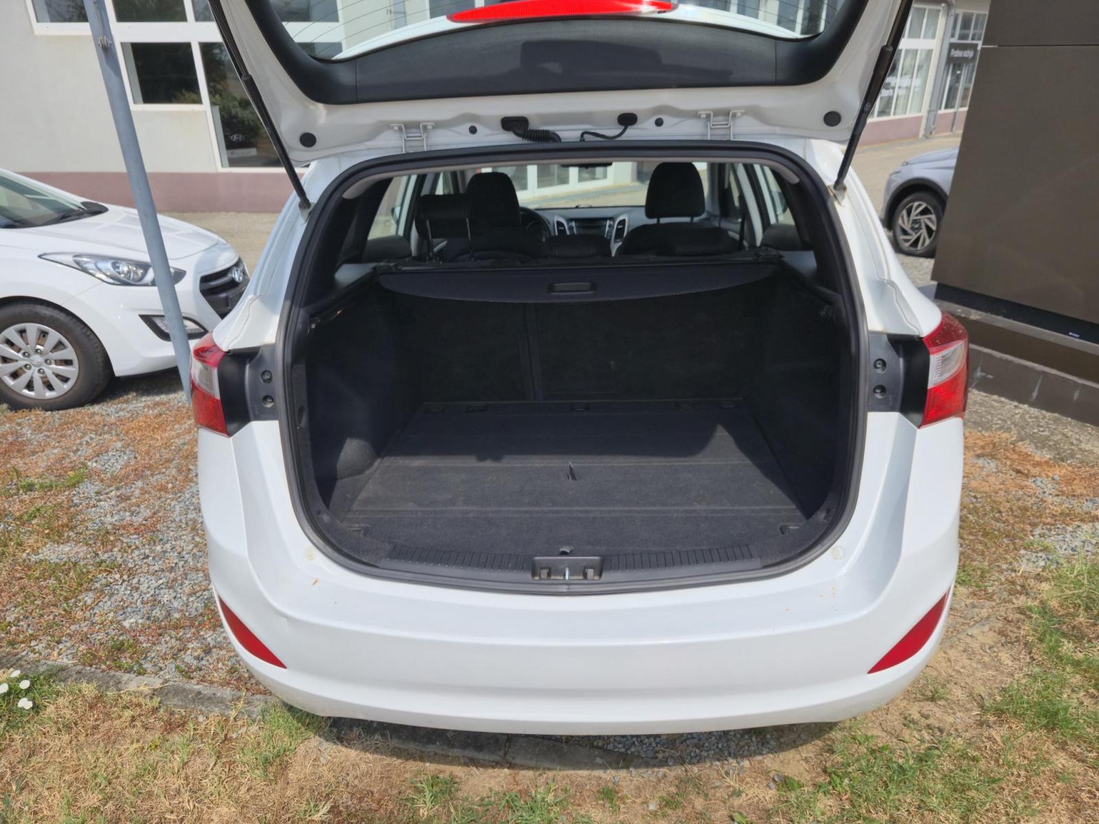 Hyundai i30 1.4 DOHC, fotografija 7