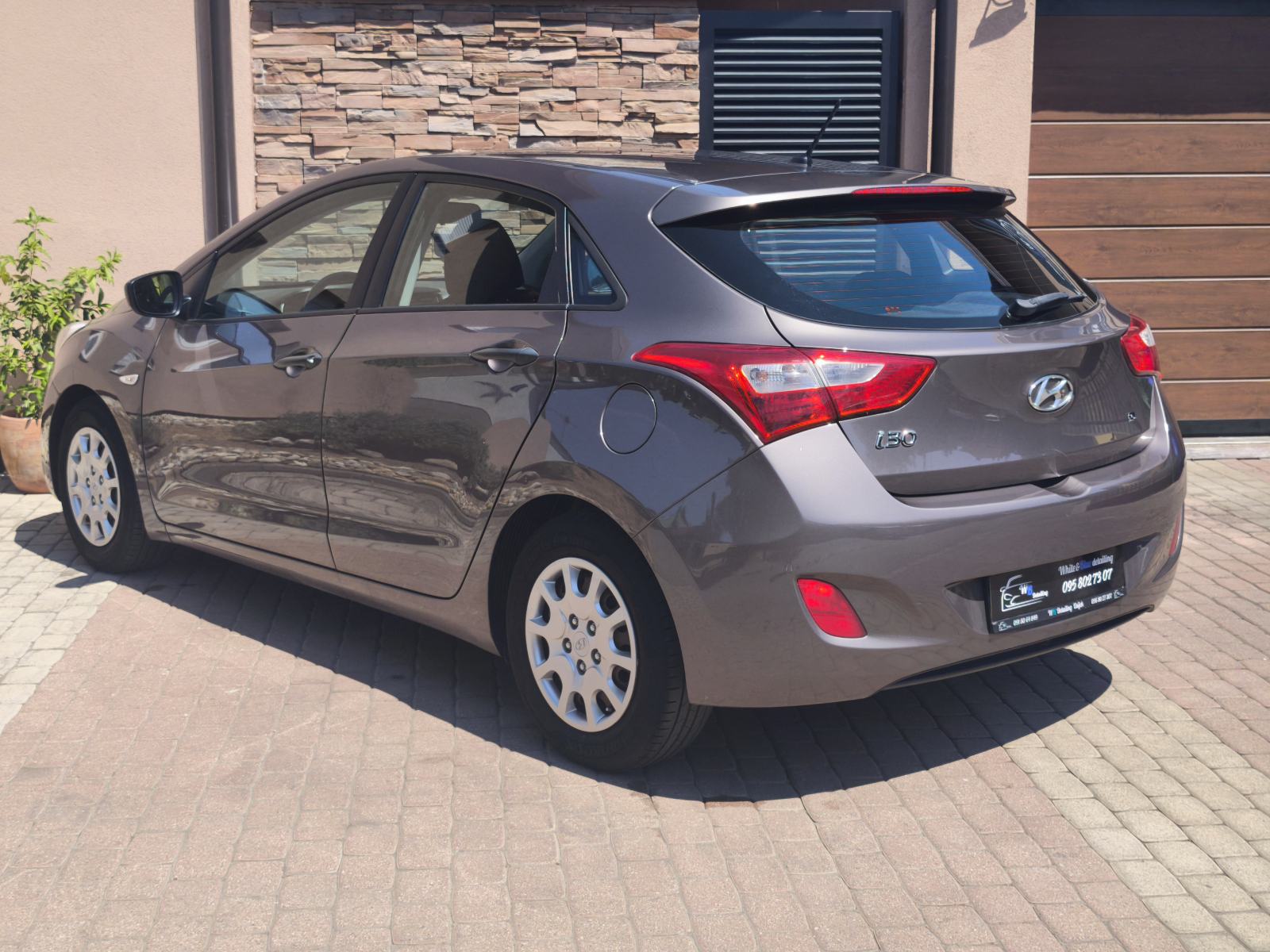 Hyundai i30 1,4 HR Auto, fotografija 6