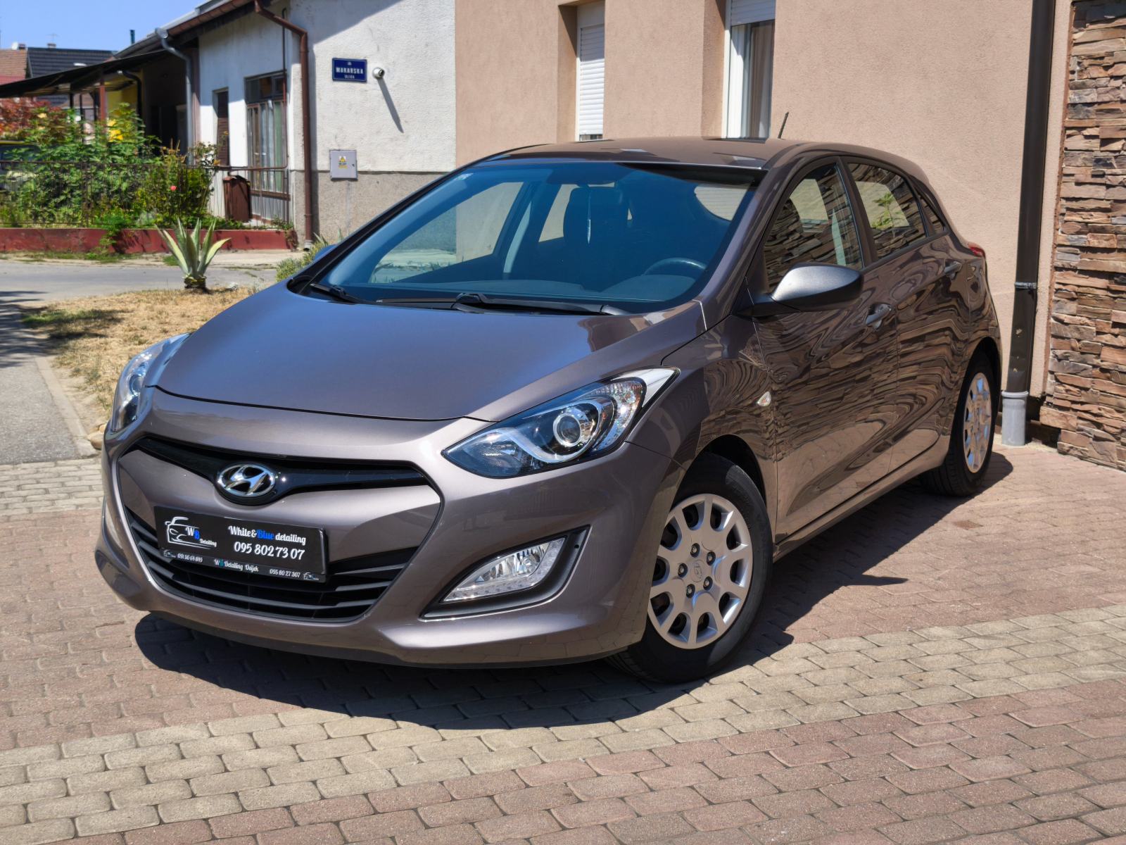 Hyundai i30 1,4 HR Auto, pogled izvana - slika 1