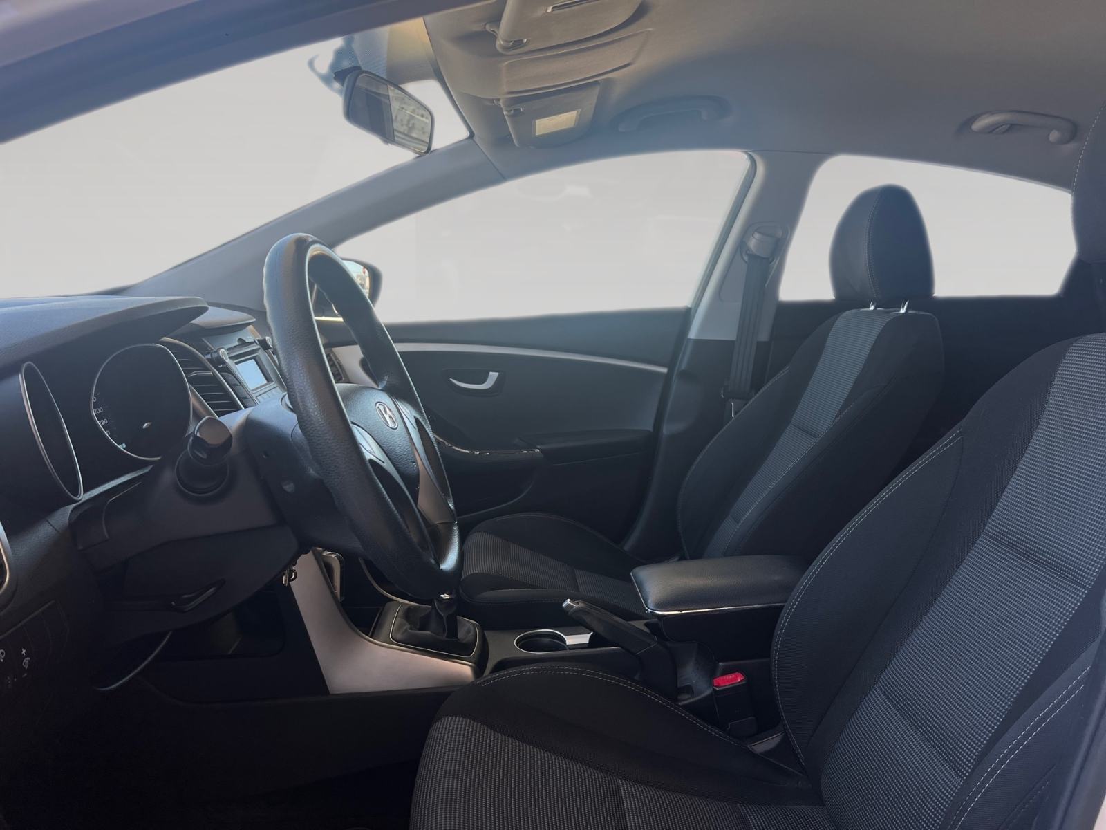 Hyundai i30 1.4 iStart | REG. 10/2026. | 6 brzina | HR Auto, fotografija 8