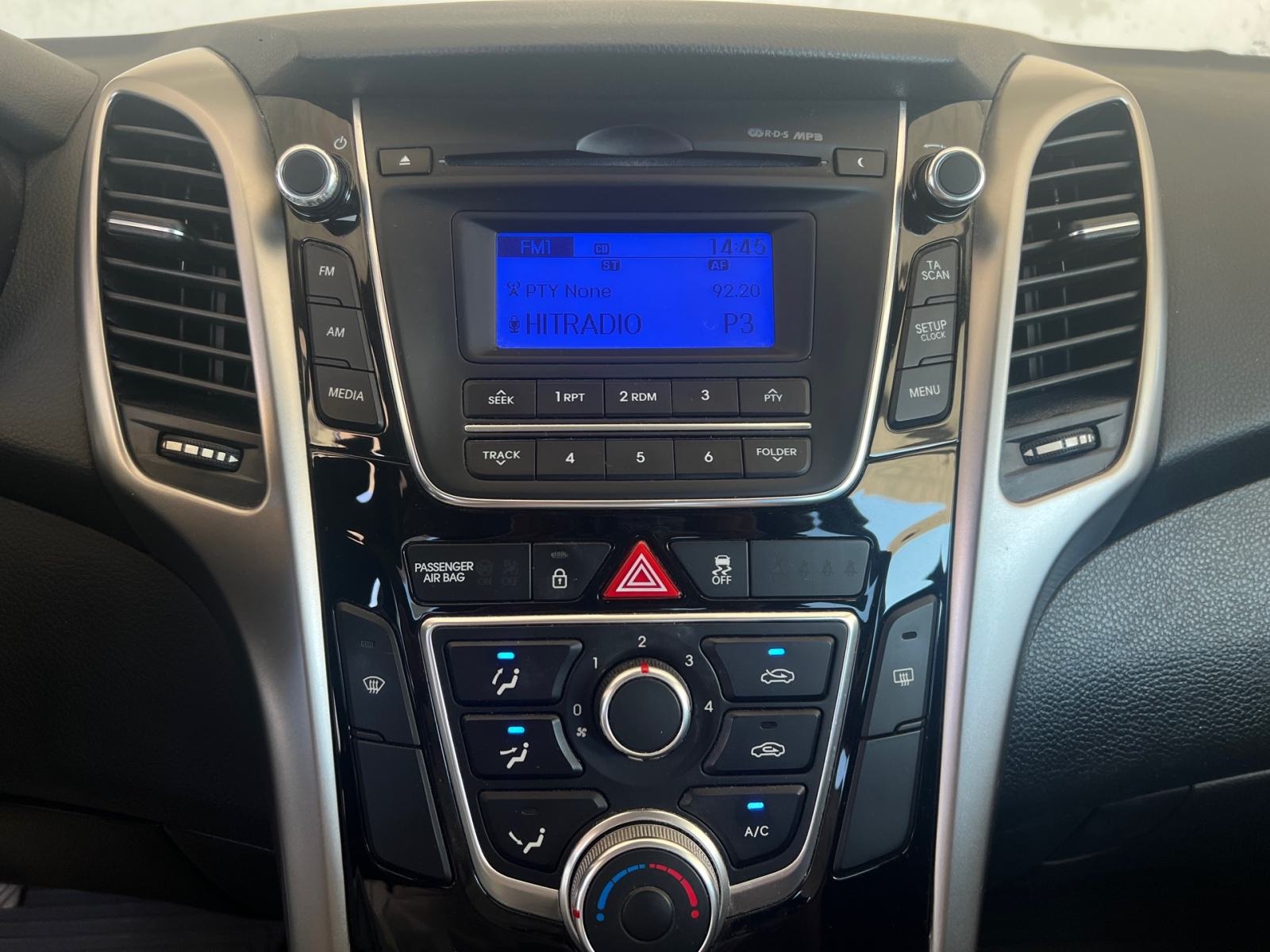 Hyundai i30 1.4 iStart | REG. 10/2026. | 6 brzina | HR Auto, fotografija 15
