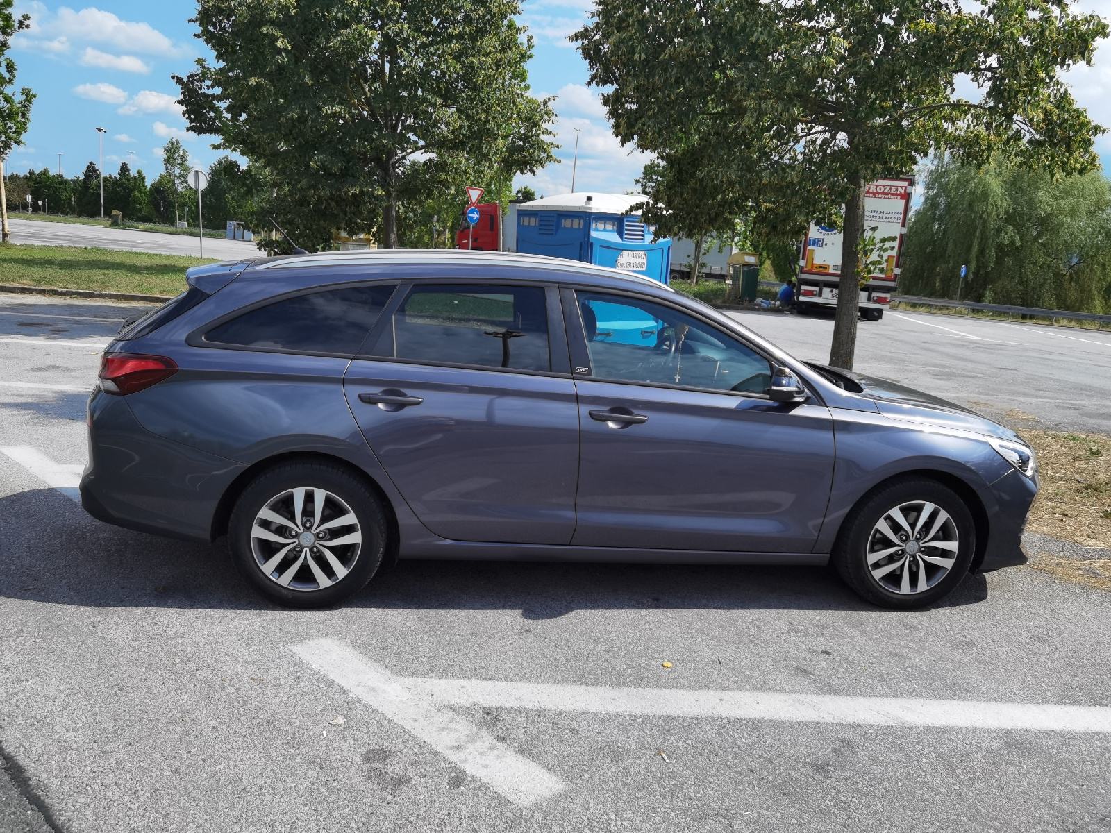 Hyundai i30 1,4, fotografija 3