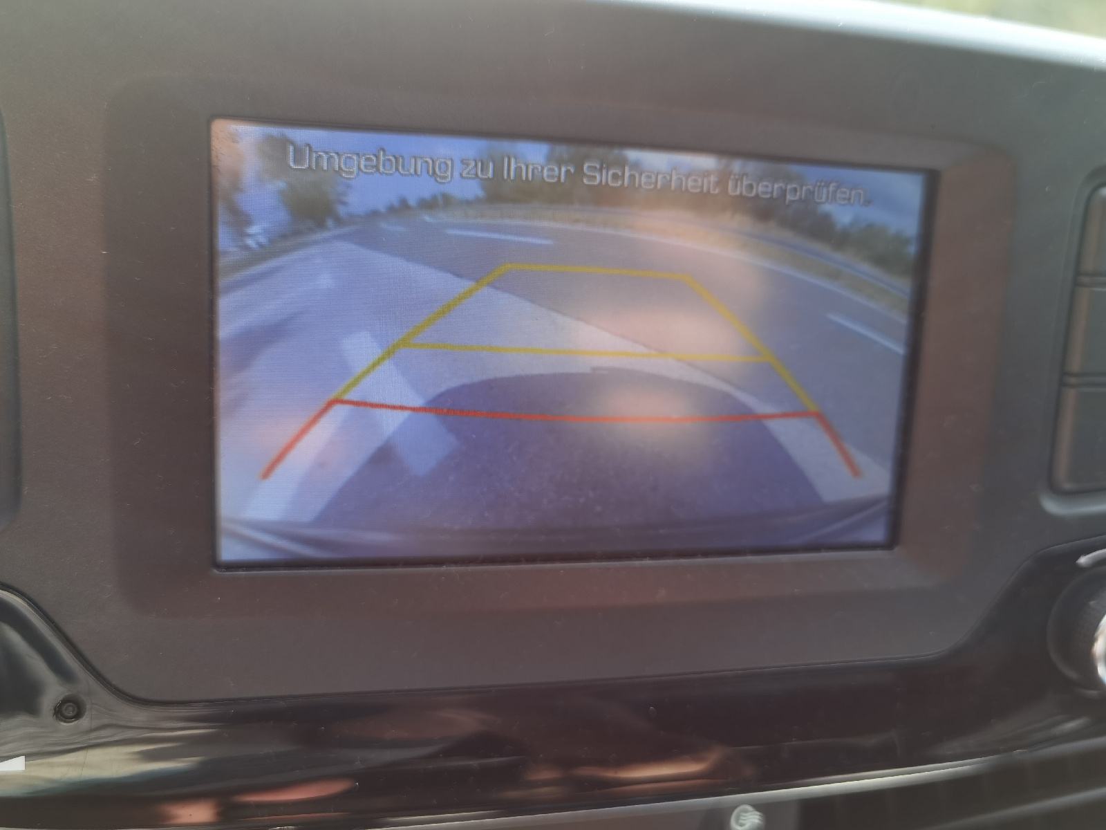 Hyundai i30 1,4, fotografija 8