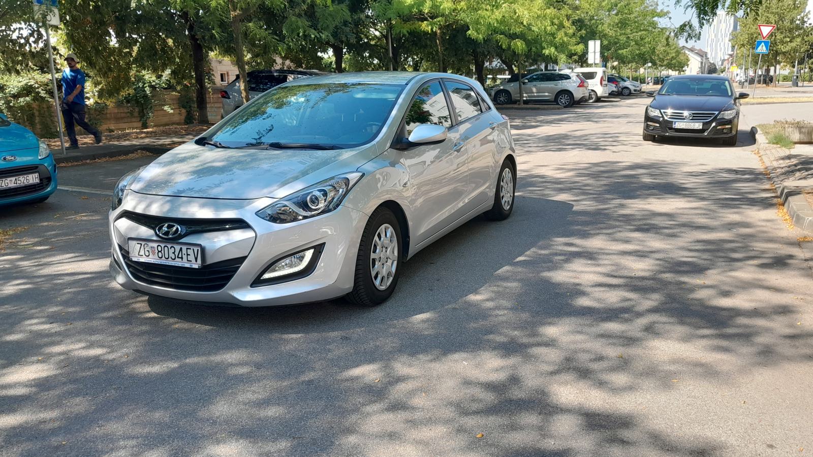 Hyundai i30 1,4 GL DOCH - reg. do 03/2027, fotografija 7