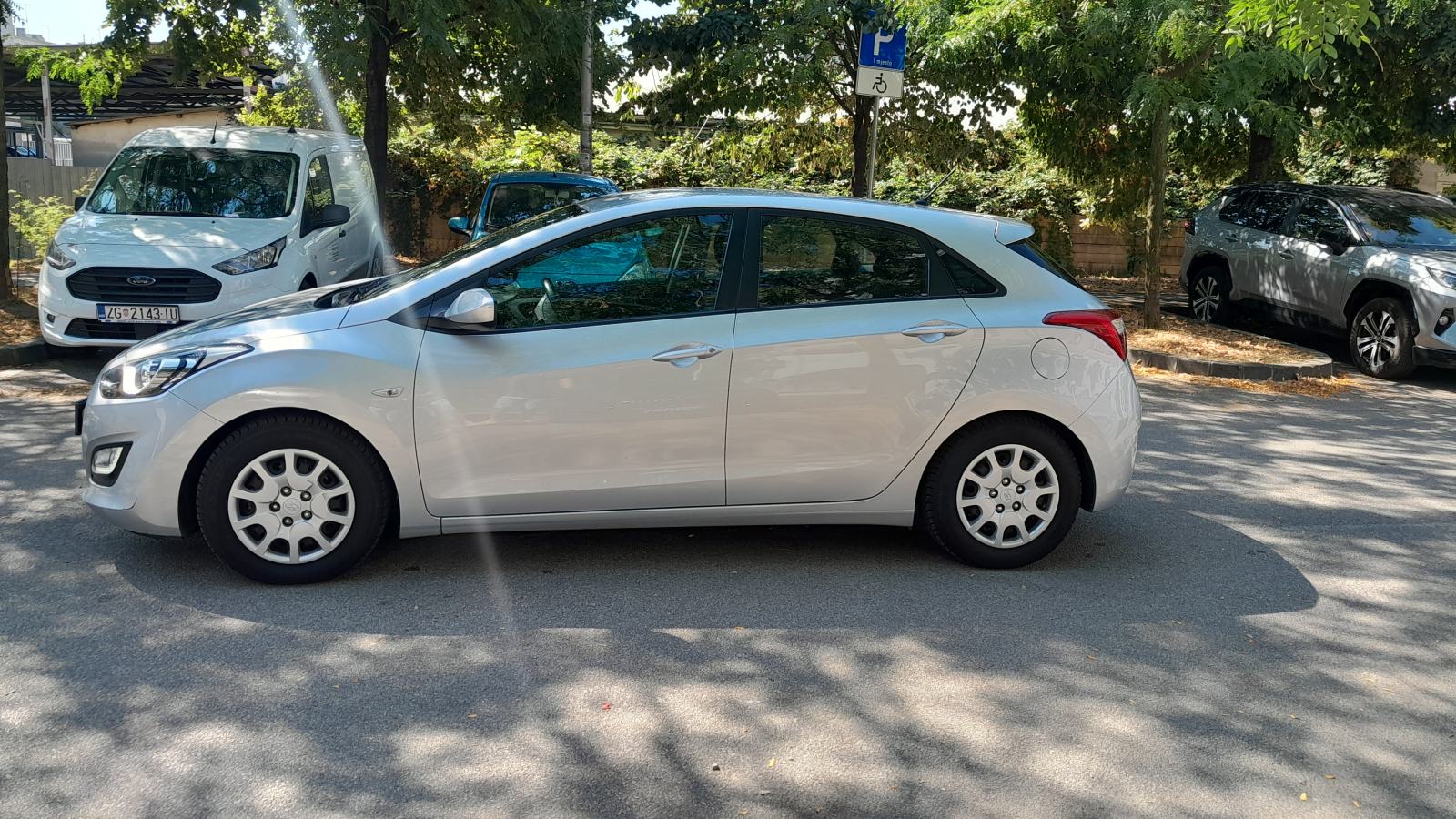 Hyundai i30 1,4 GL DOCH - reg. do 03/2027, fotografija 3