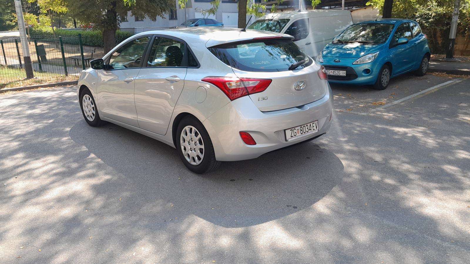 Hyundai i30 1,4 GL DOCH - reg. do 03/2027, fotografija 2