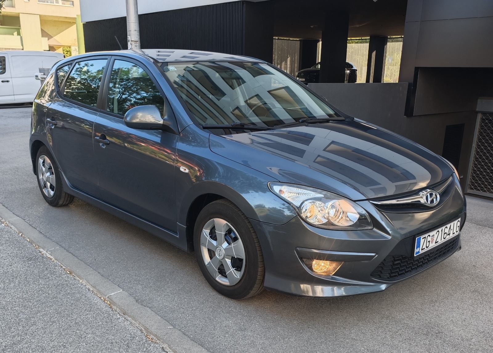 Hyundai i30 1,4 , Vlasnik, samo 146.000 km, fotografija 3