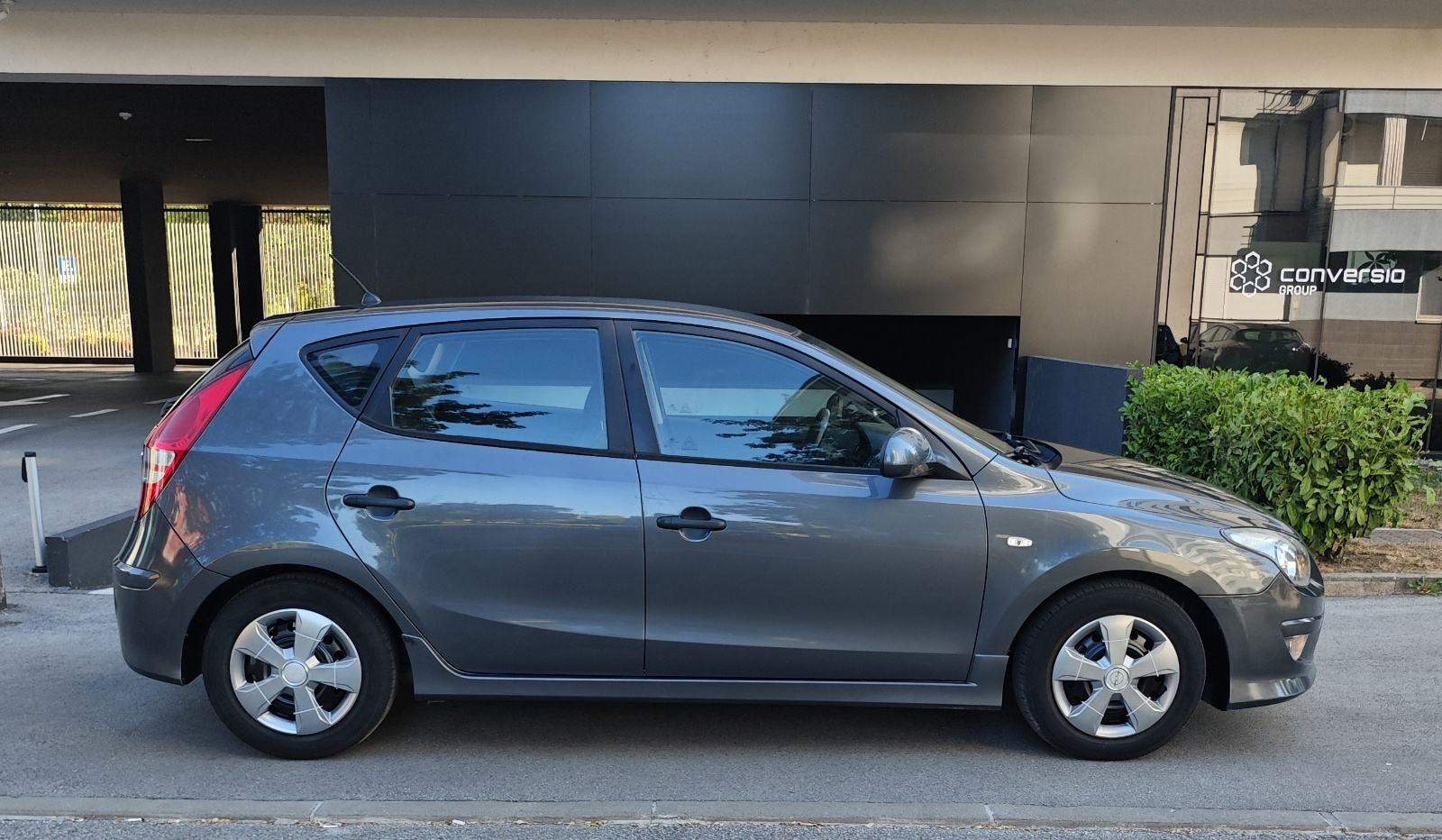 Hyundai i30 1,4 , Vlasnik, samo 146.000 km, fotografija 4