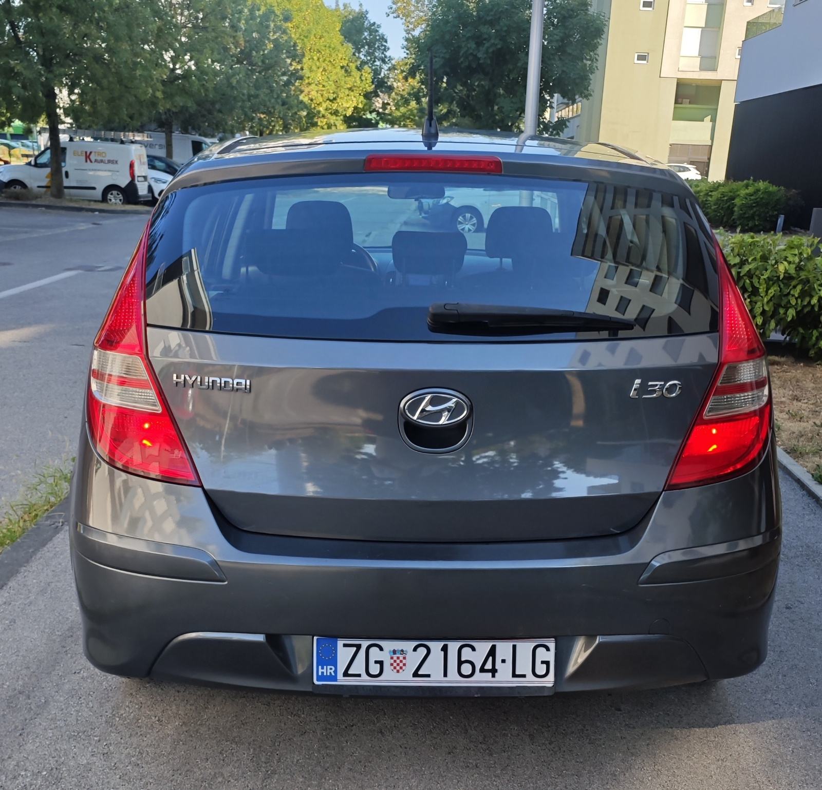 Hyundai i30 1,4 , Vlasnik, samo 146.000 km, fotografija 7