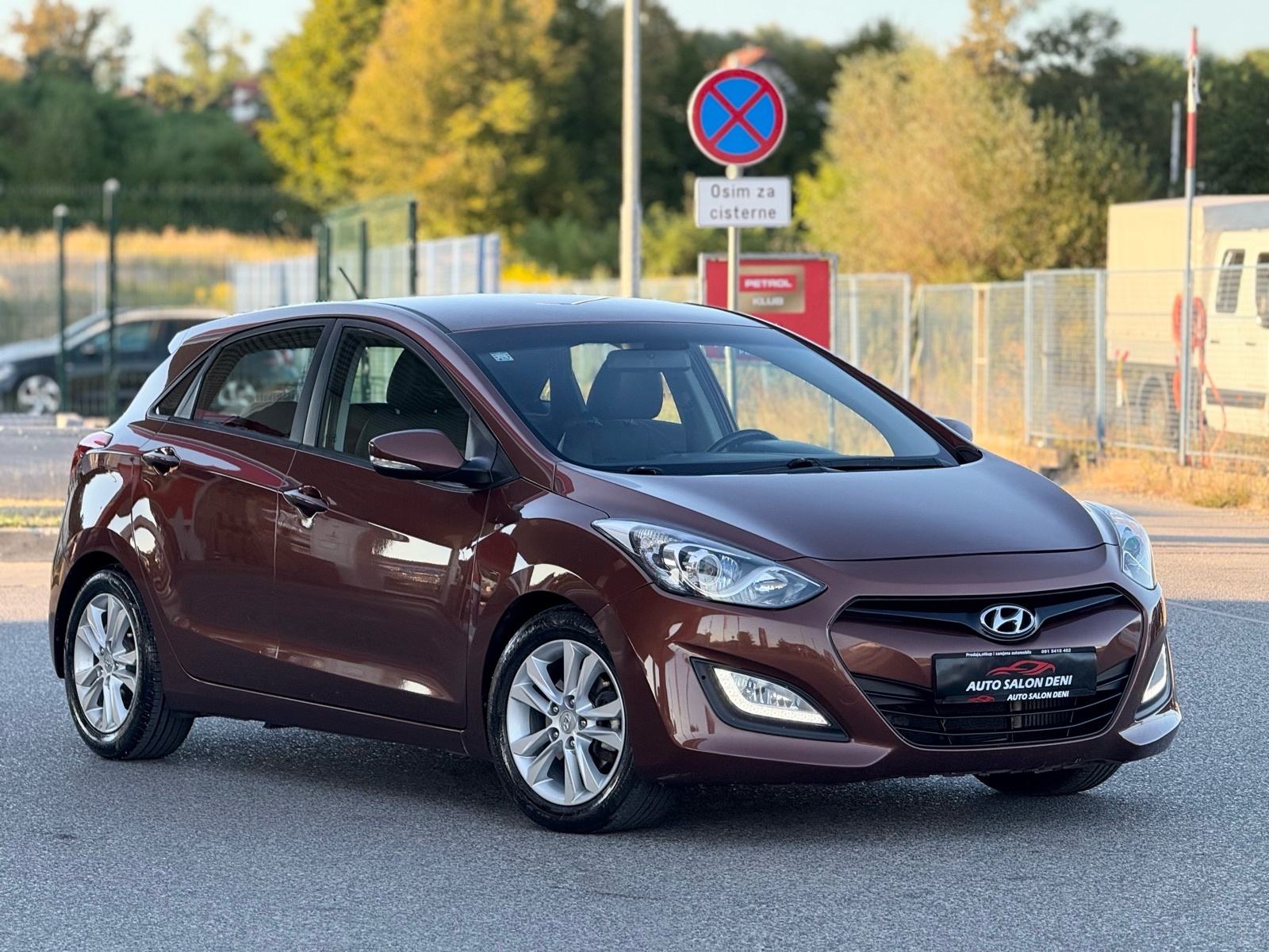 *HYUNDAI I30 1.4CRDI Style Premium, fotografija 2