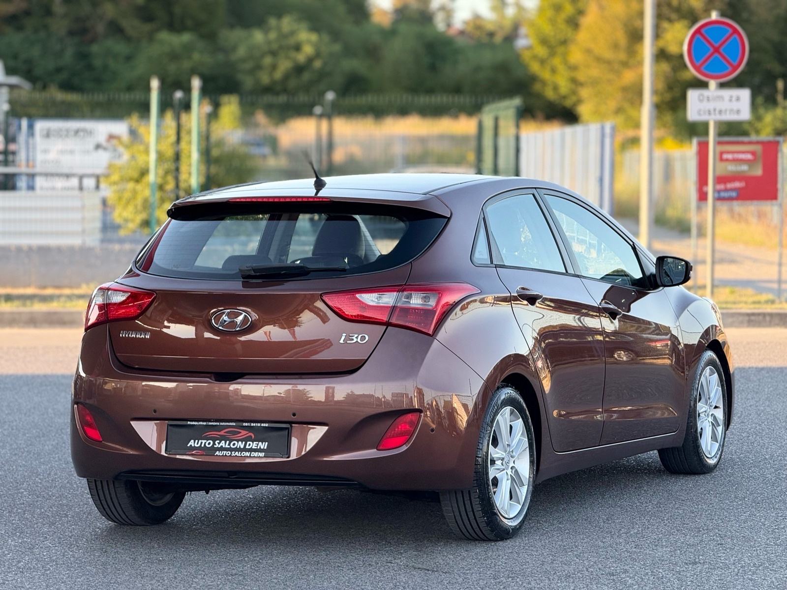 *HYUNDAI I30 1.4CRDI Style Premium, fotografija 8