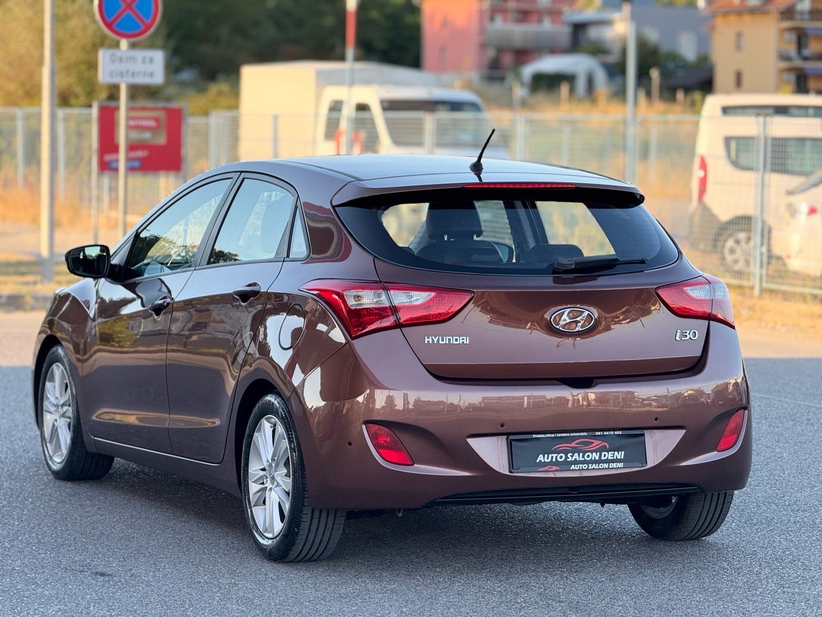 *HYUNDAI I30 1.4CRDI Style Premium, fotografija 9
