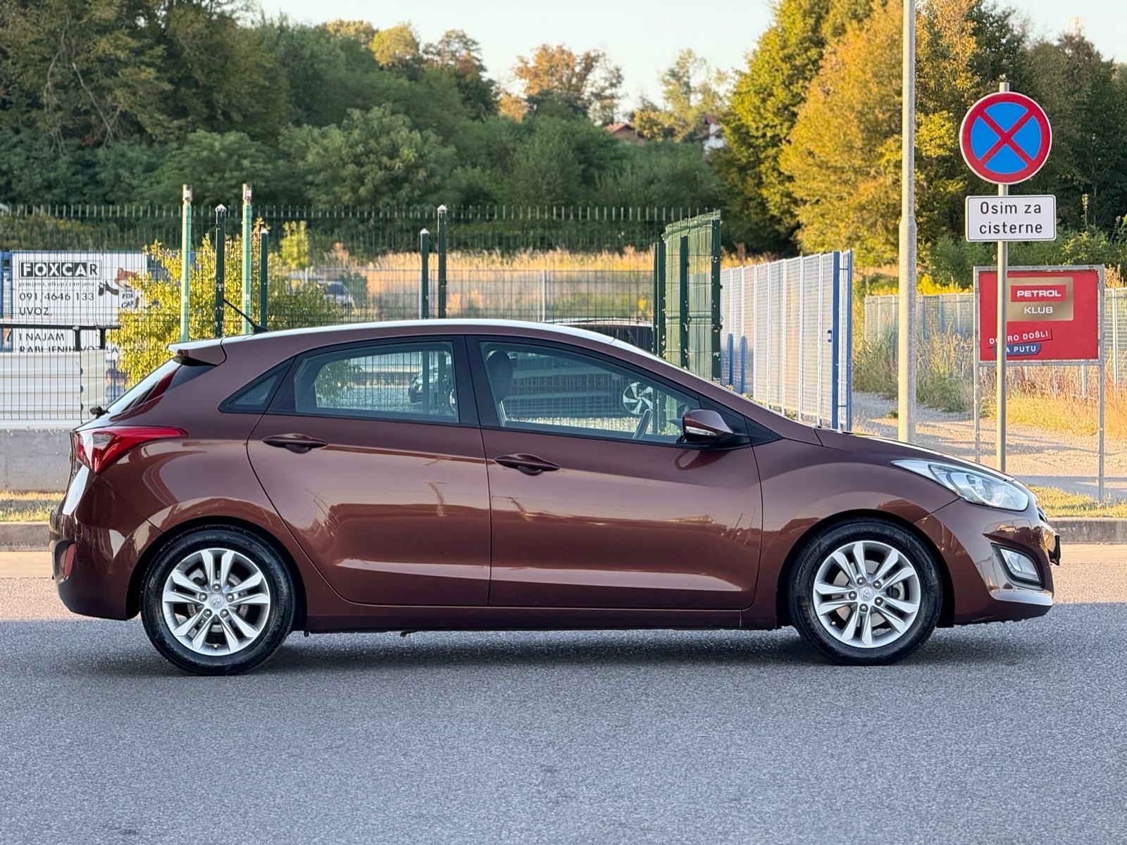 *HYUNDAI I30 1.4CRDI Style Premium, fotografija 13