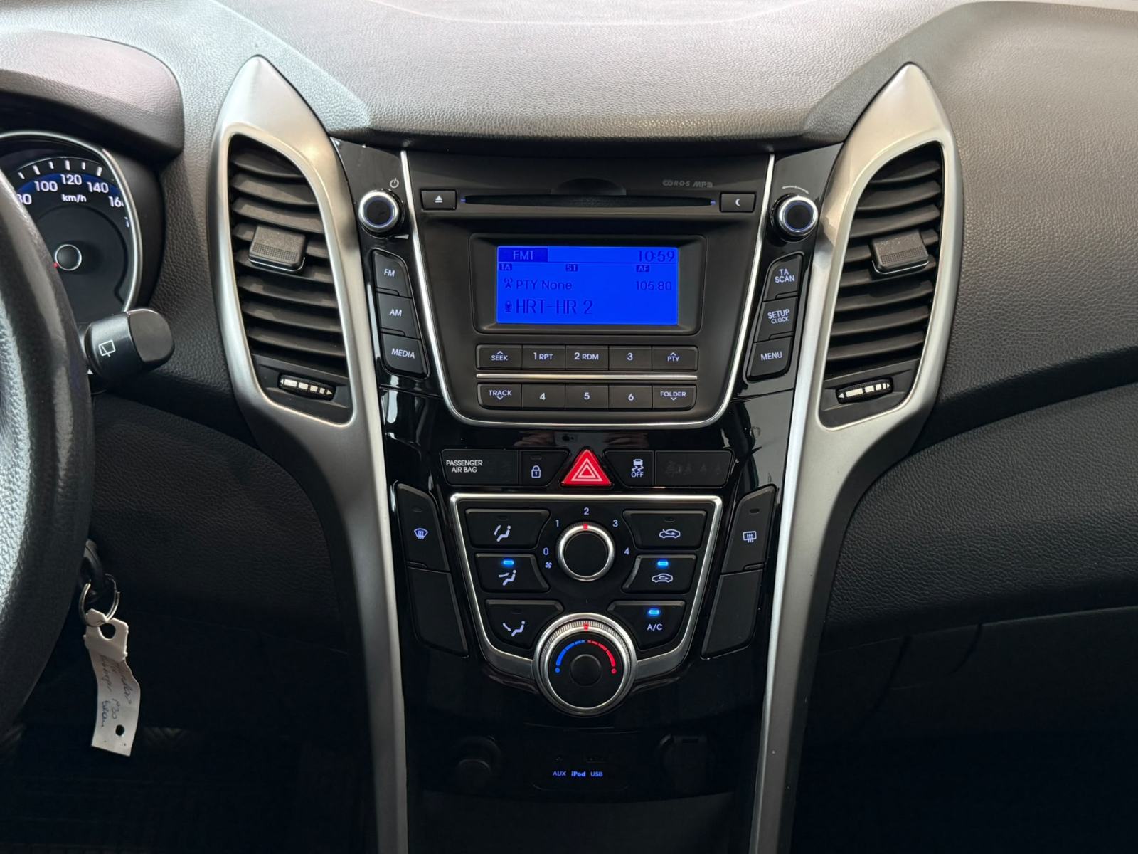 Hyundai i30 1.4I⭐️1.VL⭐️SERVISNA KNJIGA⭐️ORIG.STANJE⭐️GARANCIJA, fotografija 12