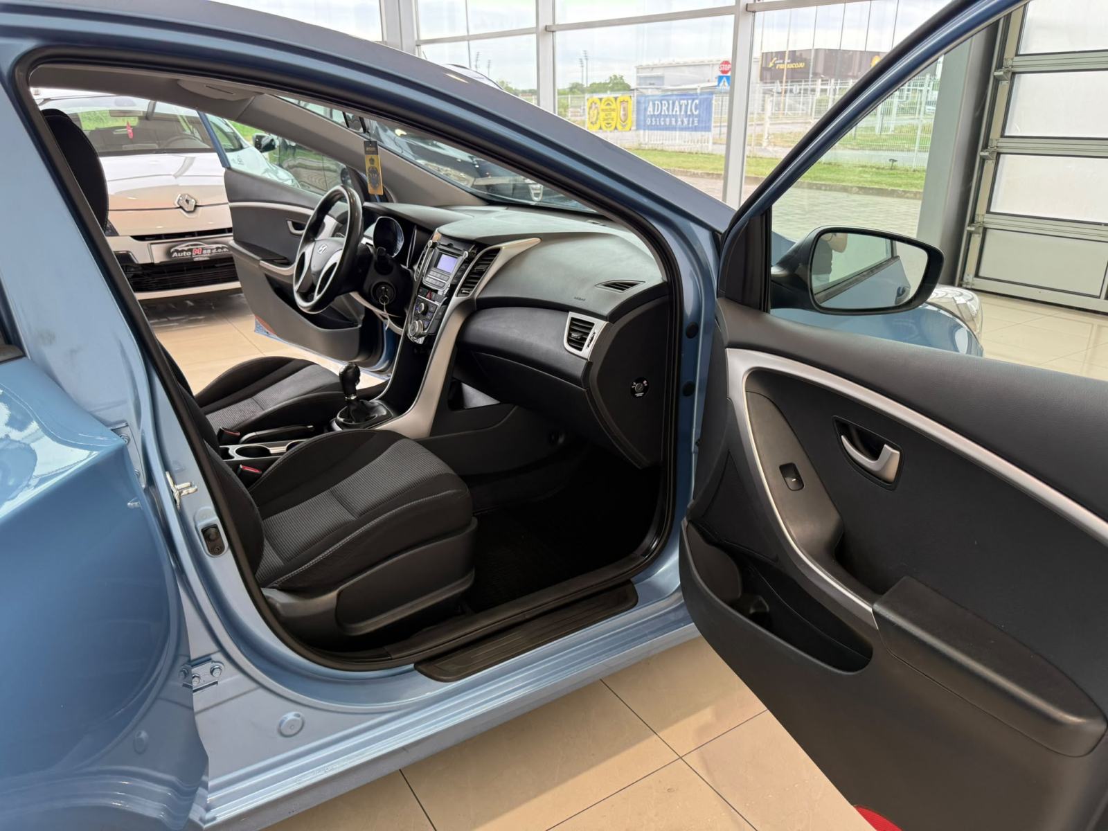 Hyundai i30 1.4I⭐️1.VL⭐️SERVISNA KNJIGA⭐️ORIG.STANJE⭐️GARANCIJA, fotografija 8