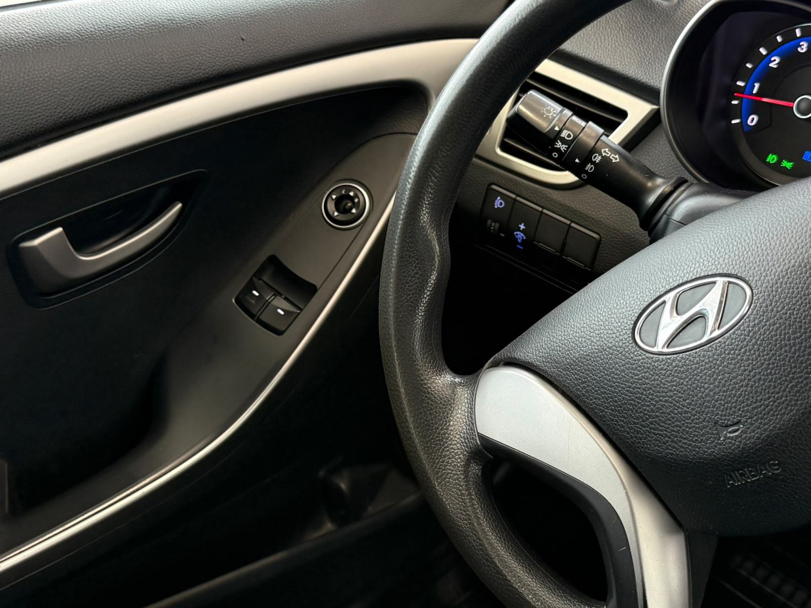 Hyundai i30 1.4I⭐️1.VL⭐️SERVISNA KNJIGA⭐️ORIG.STANJE⭐️GARANCIJA, fotografija 17
