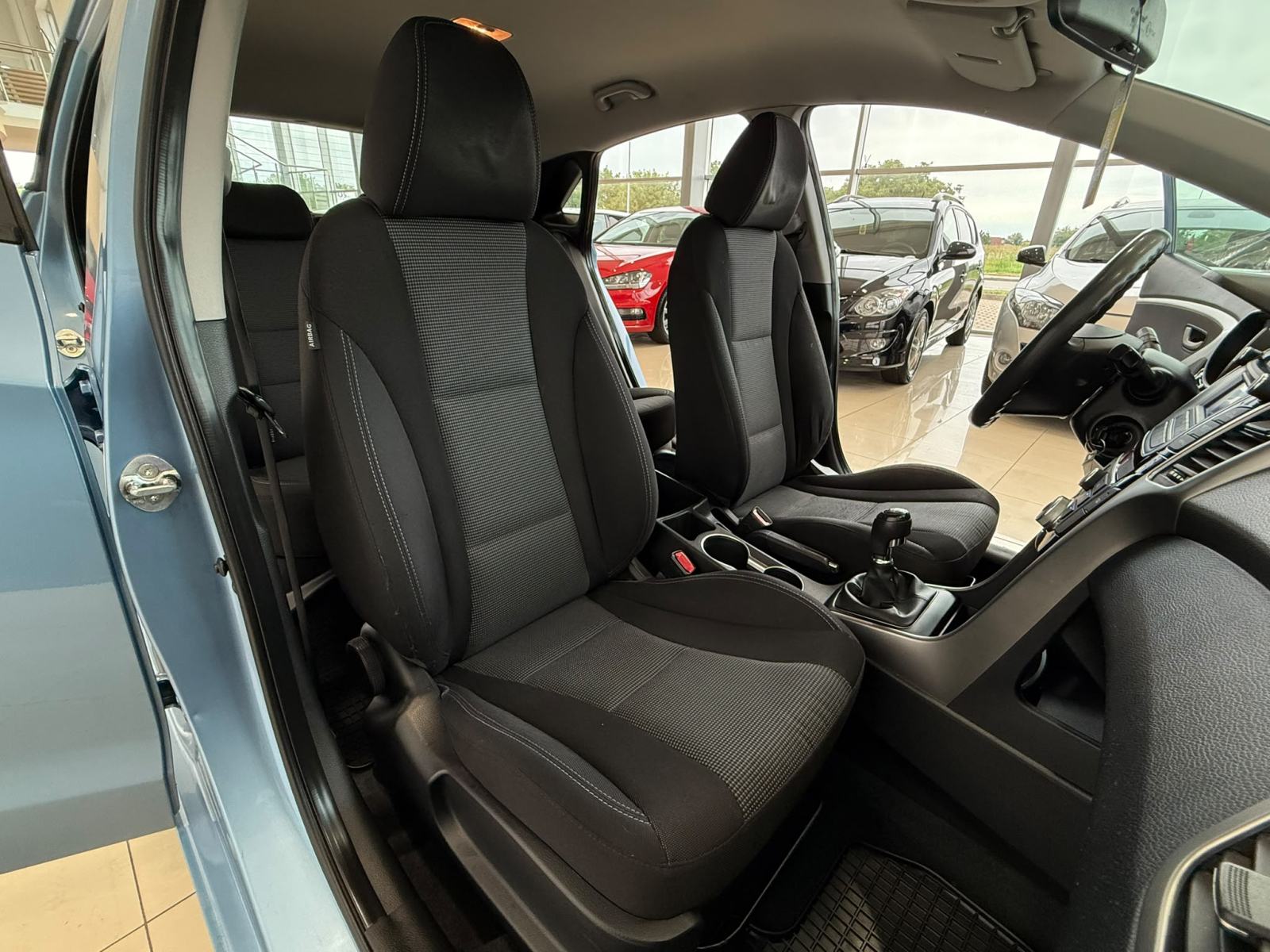 Hyundai i30 1.4I⭐️1.VL⭐️SERVISNA KNJIGA⭐️ORIG.STANJE⭐️GARANCIJA, fotografija 13