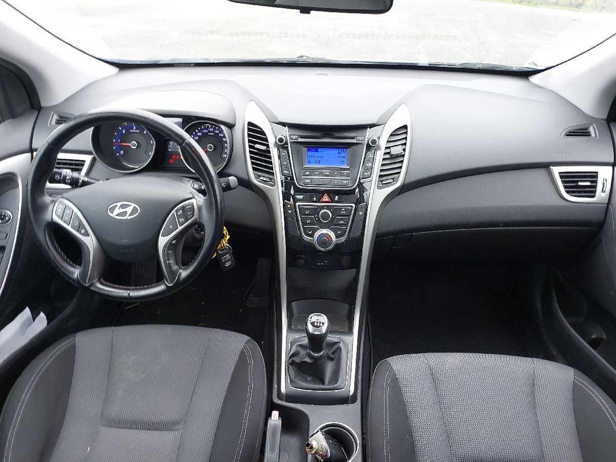 Hyundai i30 1,6 CRDi-110ks-2013god.md-KLIMA-led.6brzina,188tkm,KARTICE, fotografija 10