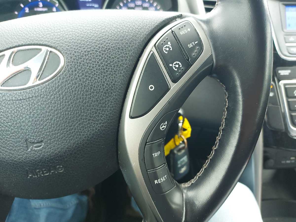 Hyundai i30 1,6 CRDi-110ks-2013god.md-KLIMA-led.6brzina,188tkm,KARTICE, fotografija 11