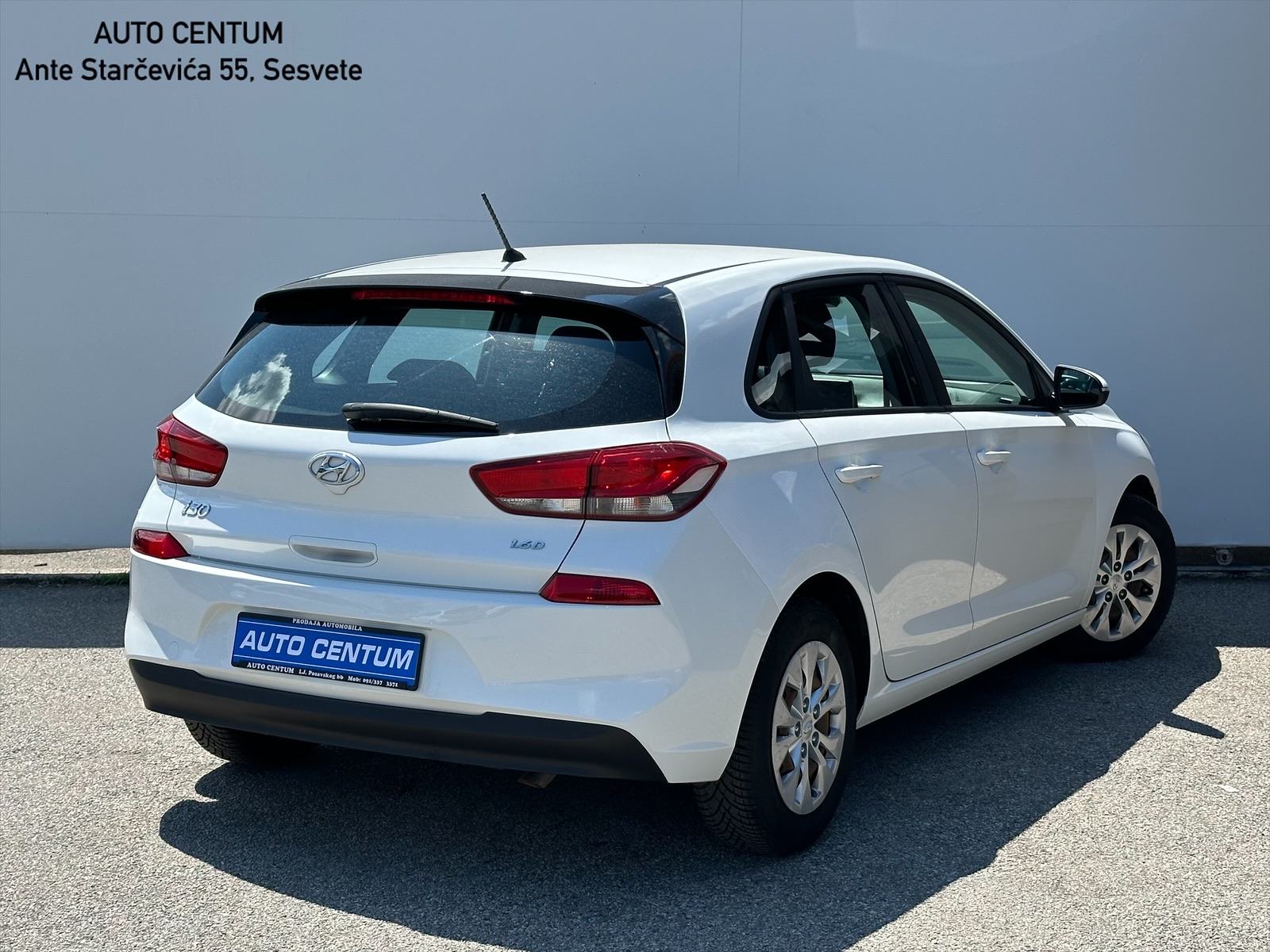 Hyundai i30 1.6 CRDi | 12MJ JAMSTVA, fotografija 5
