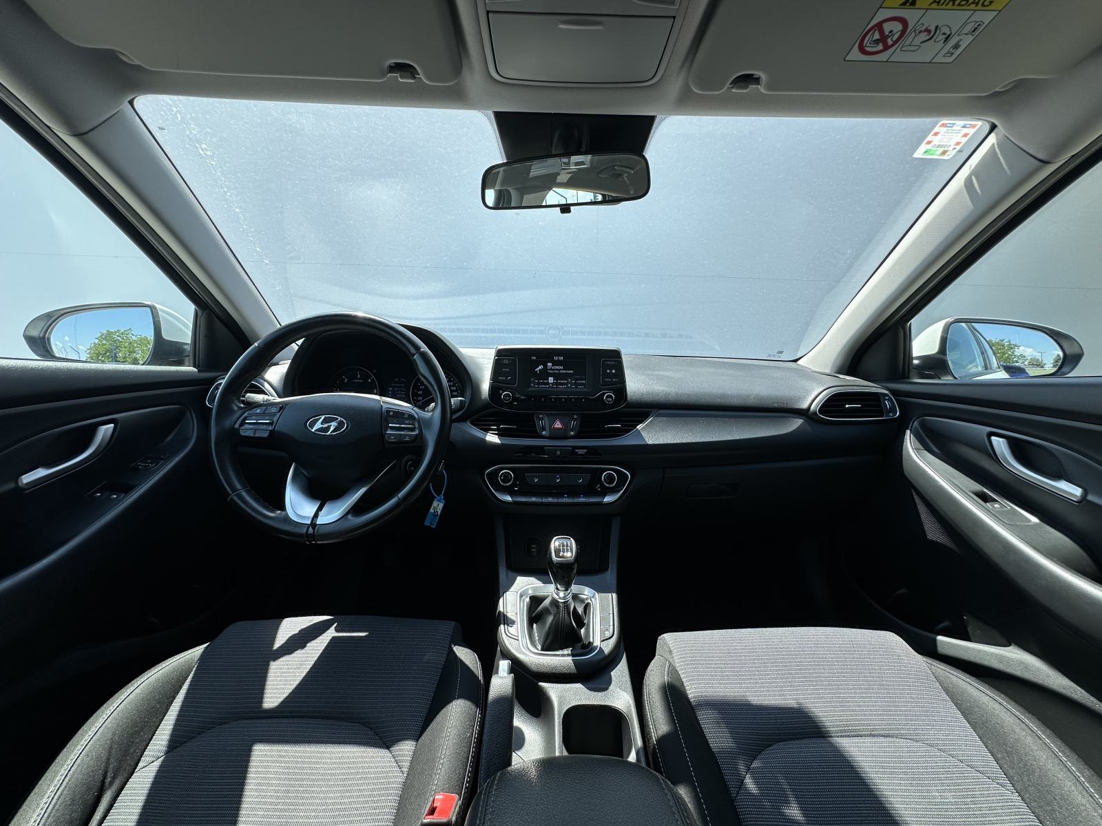 Hyundai i30 1.6 CRDi | 12MJ JAMSTVA, fotografija 10