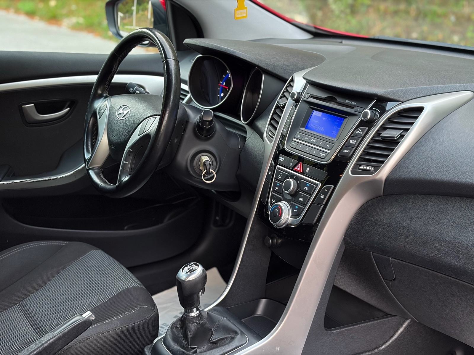 HYUNDAI I30 1.6 CRDI 132.000KM 1.VLASNIK, fotografija 8