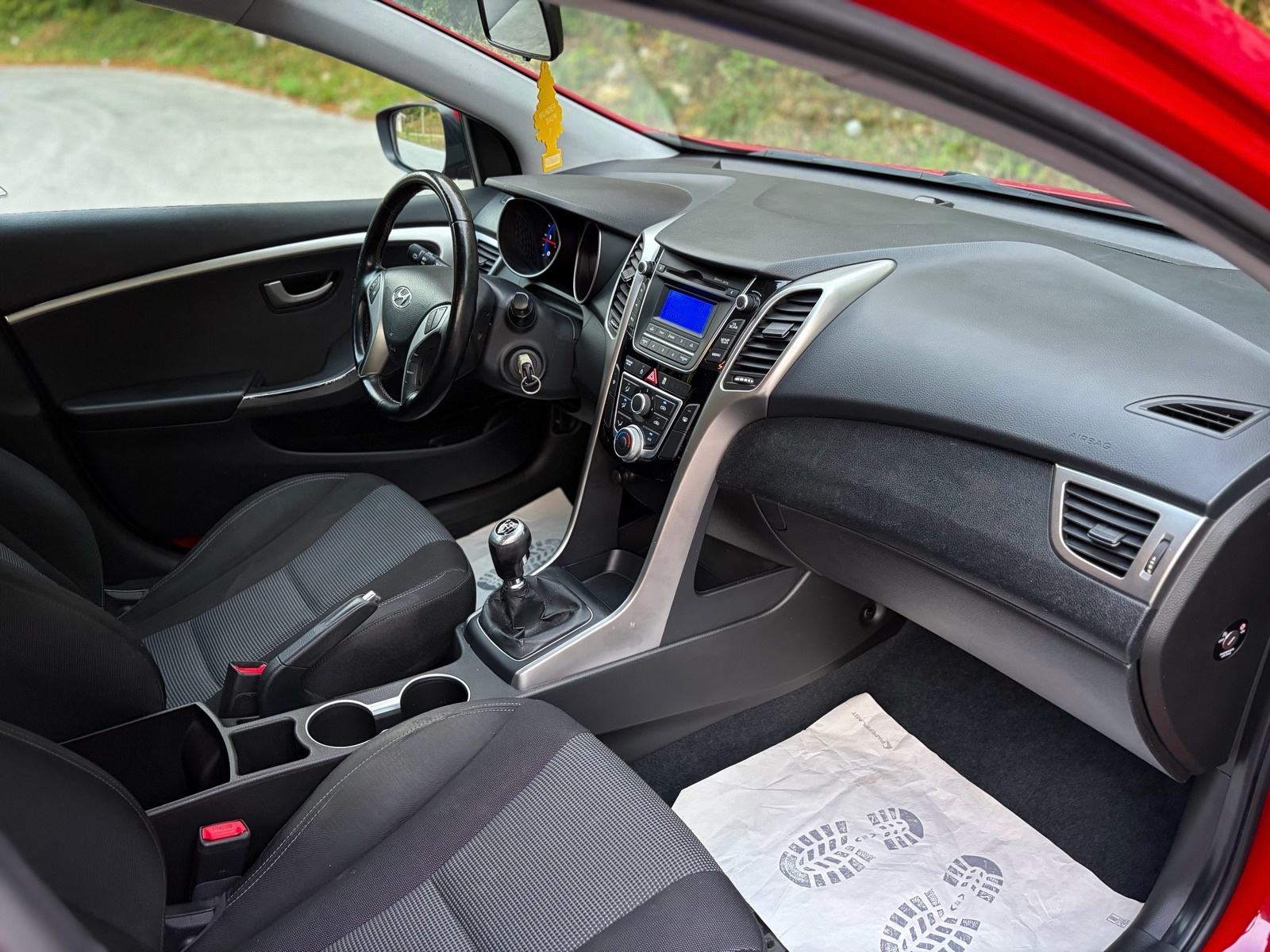 HYUNDAI I30 1.6 CRDI 132.000KM 1.VLASNIK, fotografija 11