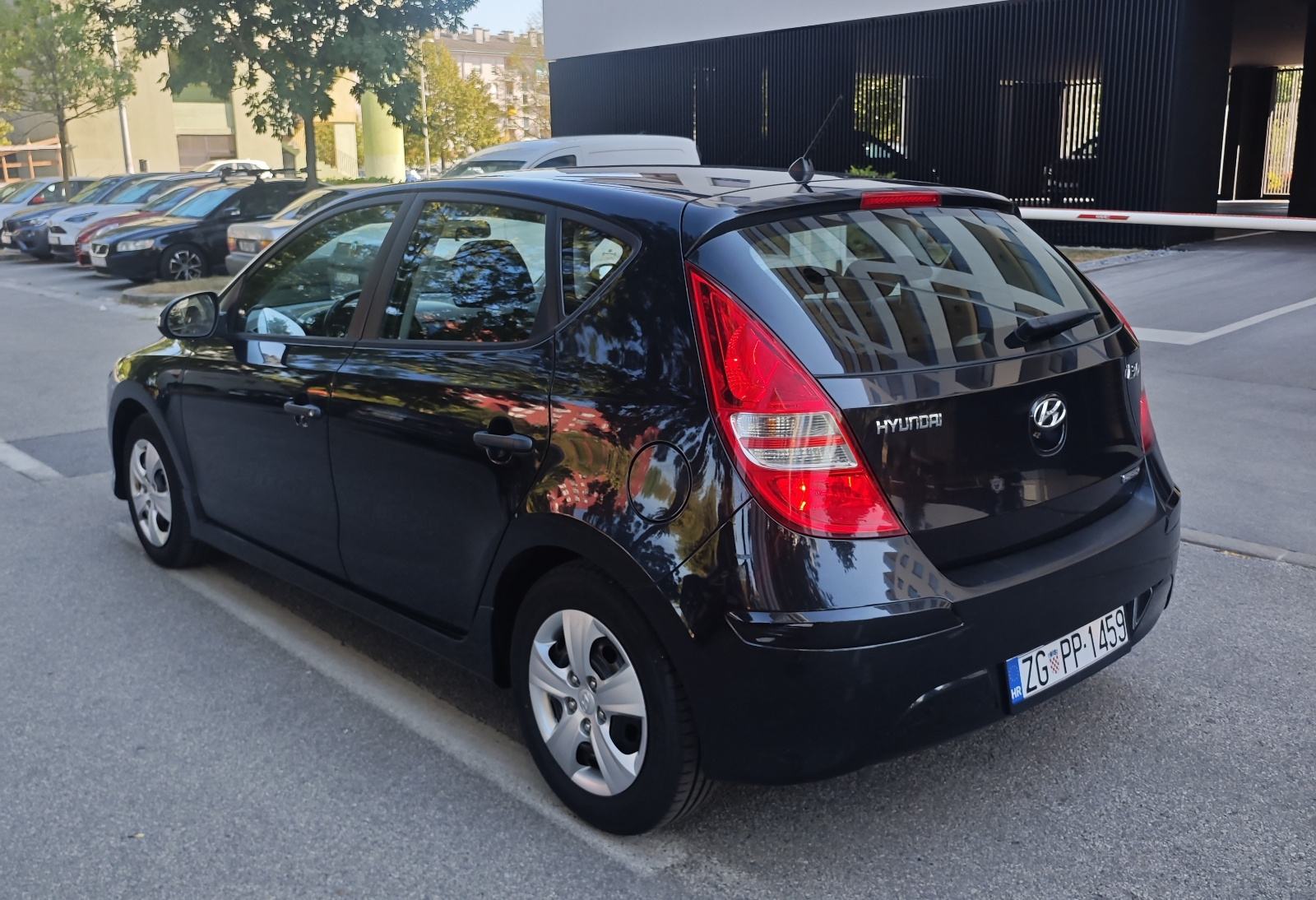 Hyundai i30 1,6 CRDi, 136.000.km Ful. Novo..Novo.., fotografija 6