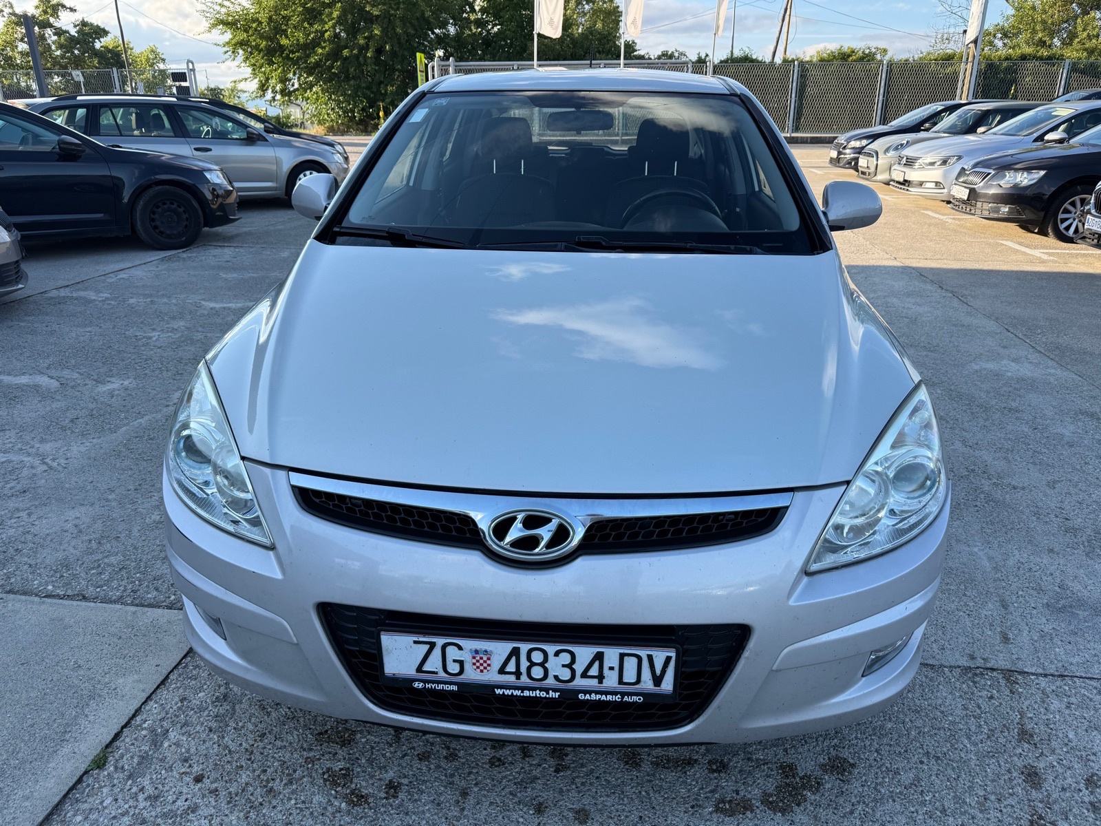 Hyundai i30 1,6 CRDi 2009g prvi vlasnik , prodajem…