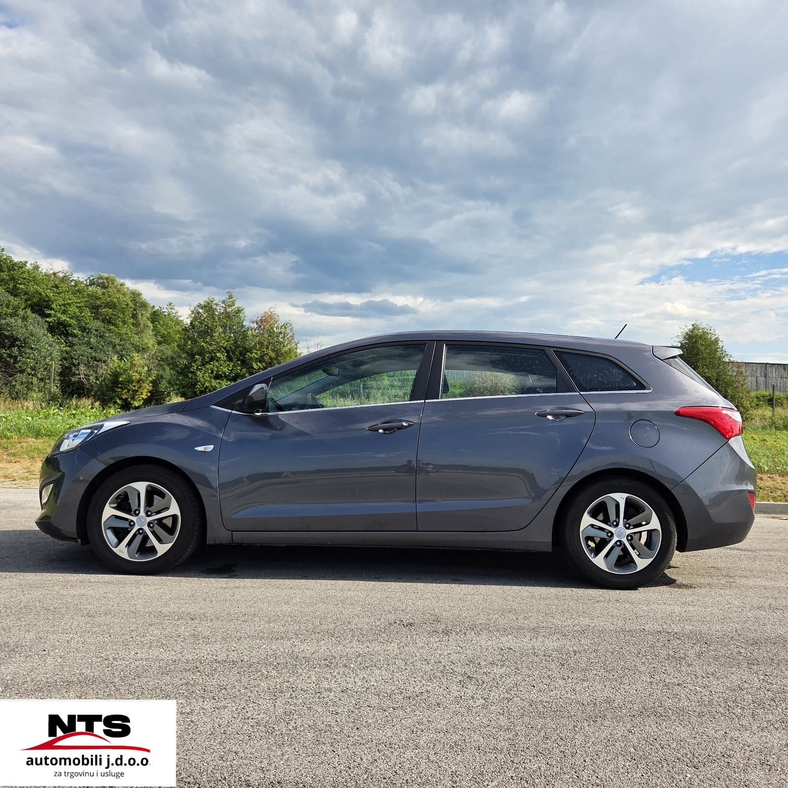 Hyundai i30 1,6 CRDi,2016g,karavan, fotografija 4