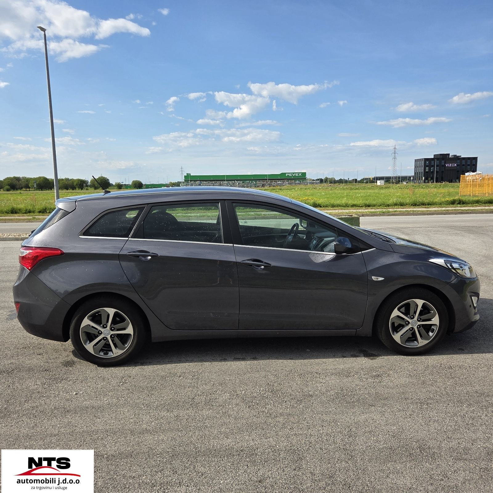 Hyundai i30 1,6 CRDi,2016g,karavan, fotografija 8