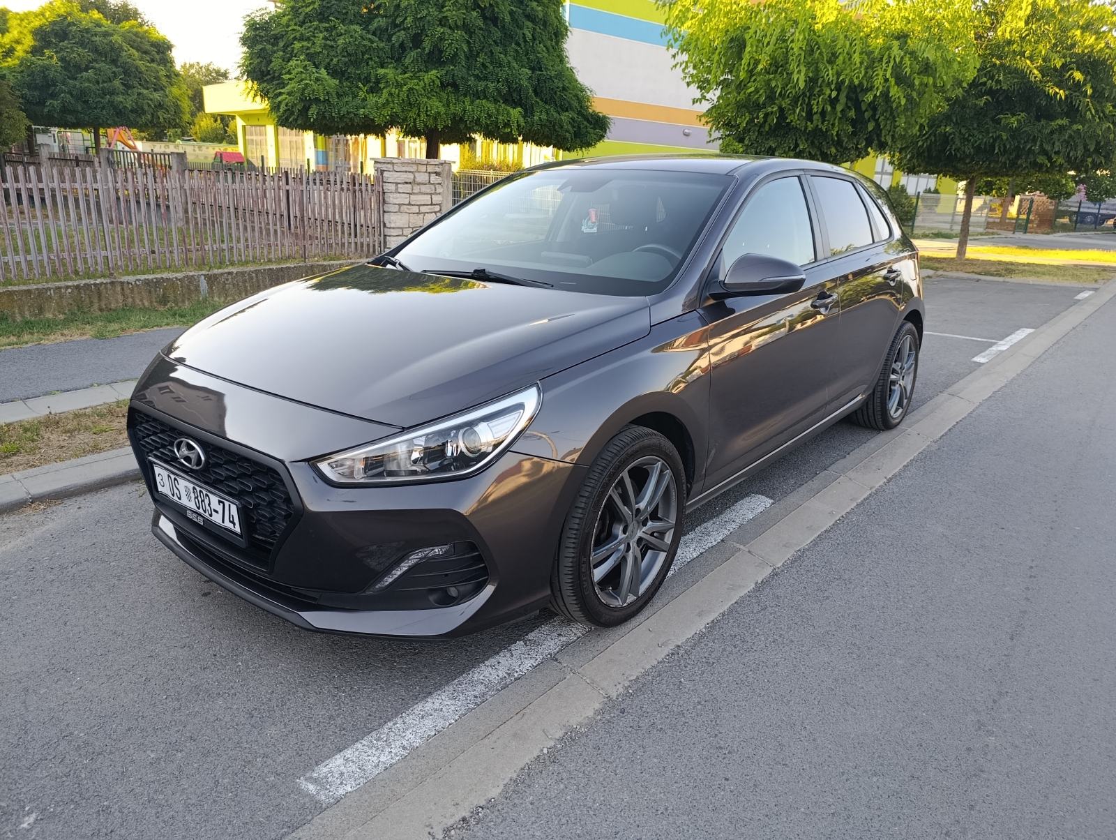 Hyundai i30 1,6 CRDi 85kw reg.1 god. u odličnom stanju, fotografija 2
