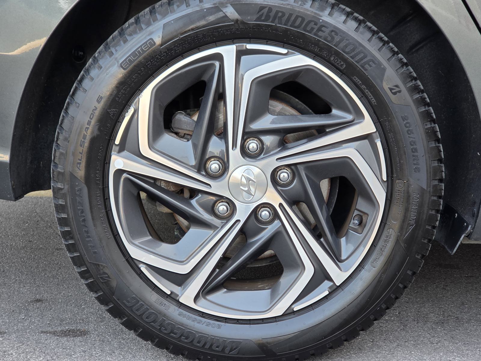 Hyundai i30 1,6 CRDI automatik,NAVI,KAMERA,LED ,1 VL,SERVISNA HYUNDAI, fotografija 17