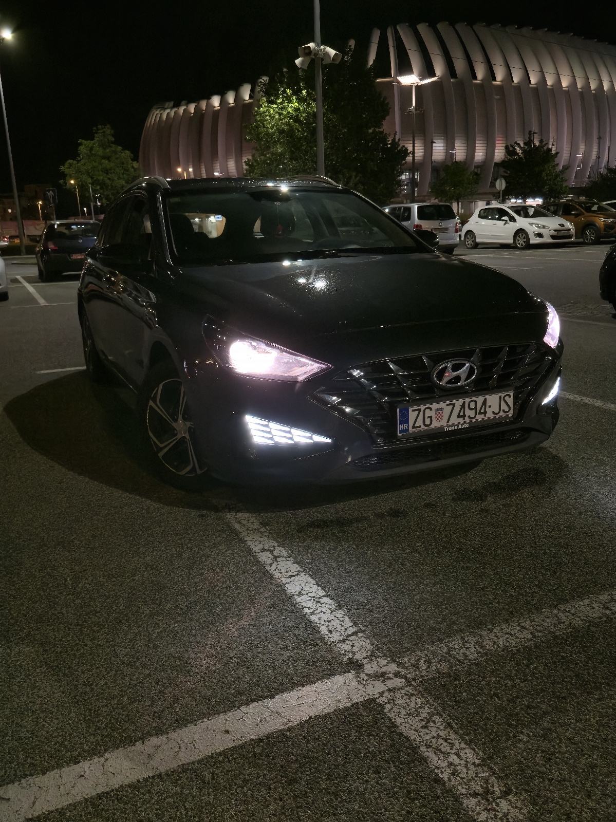Hyundai i30 Automatik 1.6. CRDi 2022. SERVISNA/REG. DO 05/27 -NOVI DPF, fotografija 5
