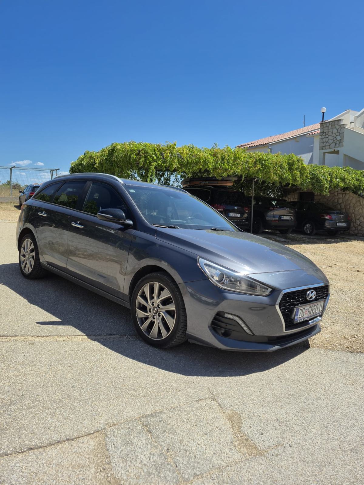 Hyundai i30 1.6 CRDi automatik, fotografija 2