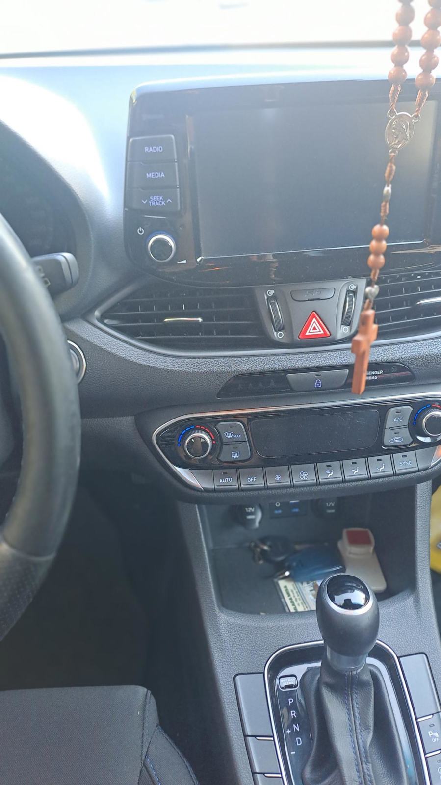 Hyundai i30 1.6 CRDi automatik, fotografija 7