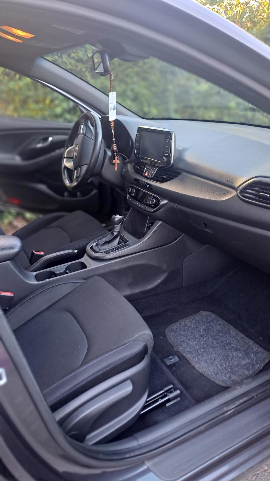 Hyundai i30 1.6 CRDi automatik, fotografija 8