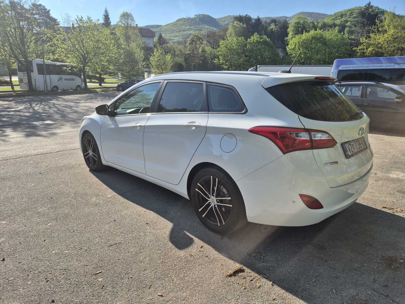 Hyundai i30 CW 1,6 CRDi NAVIGACIJA, KAMERA, fotografija 2