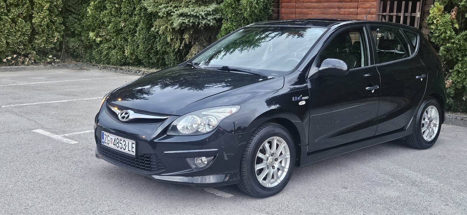 Hyundai i30 1,6 CRDi KAO NOV, fotografija 1