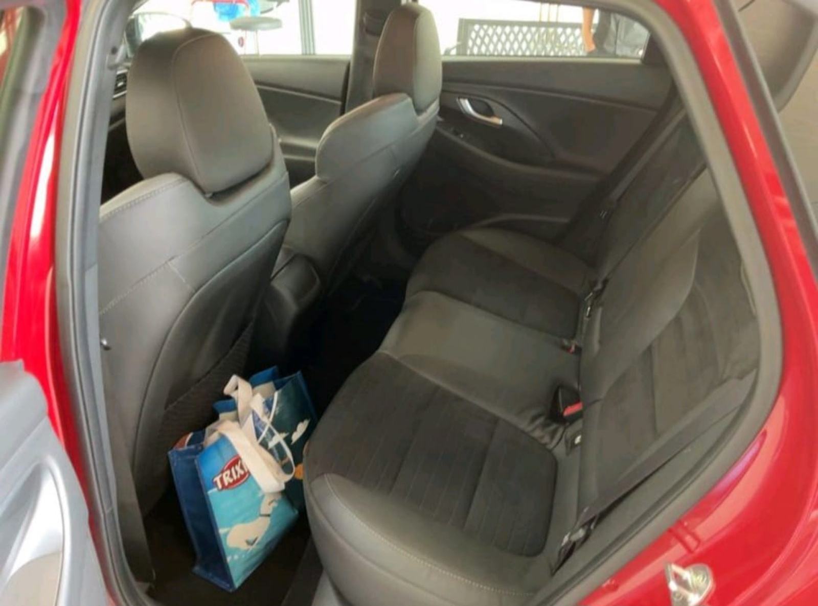 Hyundai i30 1,6 CRDi❗️N-Line❗️ FULL LED - ALCANTARA - KAMERA • JAMSTVO, fotografija 10
