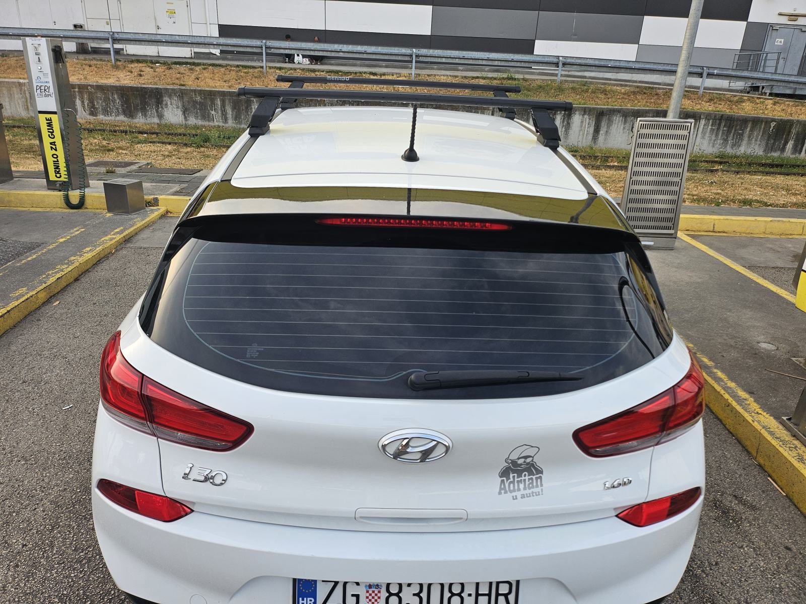 Hyundai i30 1,6 CRDi, fotografija 4
