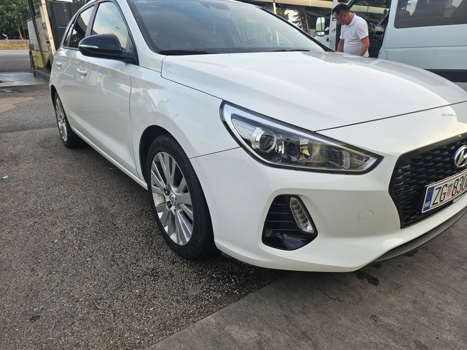 Hyundai i30 1,6 CRDi, fotografija 9