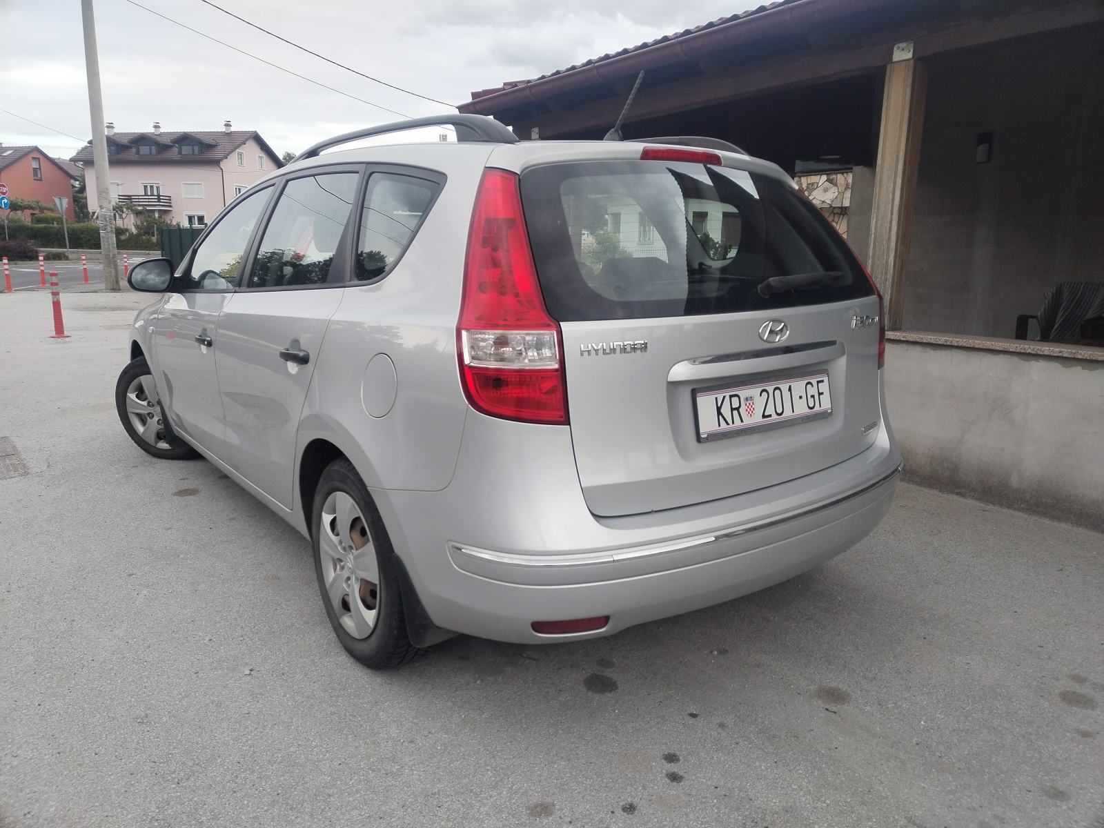 Hyundai i30 1,6 CRDi, fotografija 6