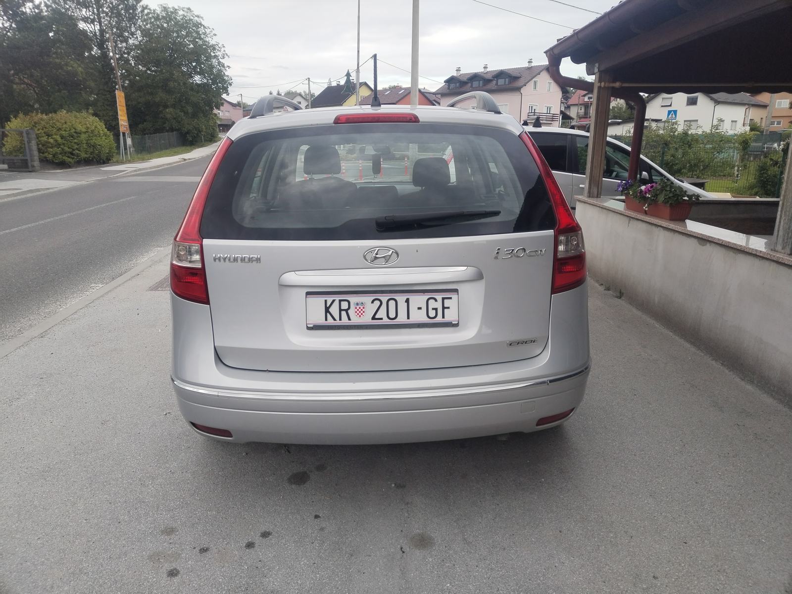 Hyundai i30 1,6 CRDi, fotografija 4