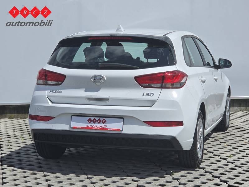 HYUNDAI I30 1.6 CRDI, fotografija 3