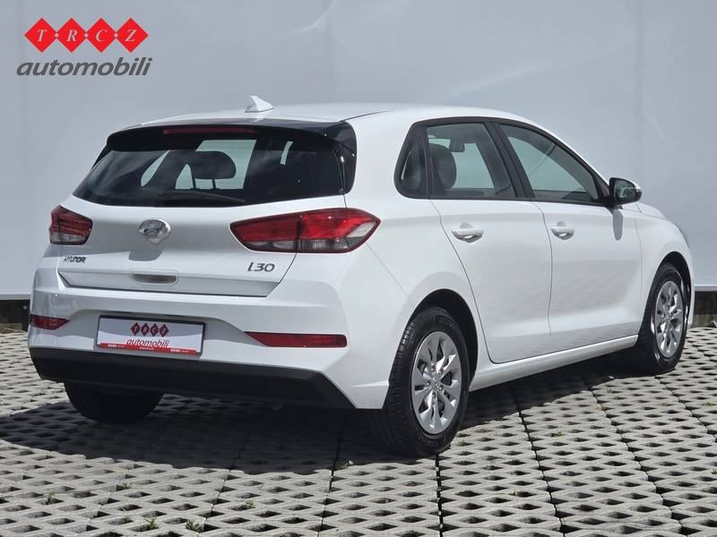 HYUNDAI I30 1.6 CRDI, fotografija 4
