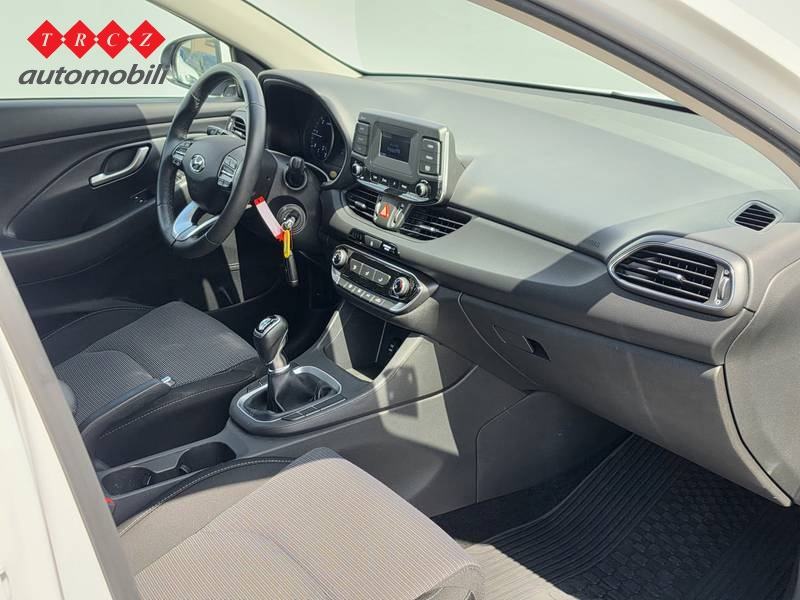 HYUNDAI I30 1.6 CRDI, fotografija 6