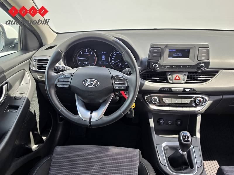 HYUNDAI I30 1.6 CRDI, fotografija 9