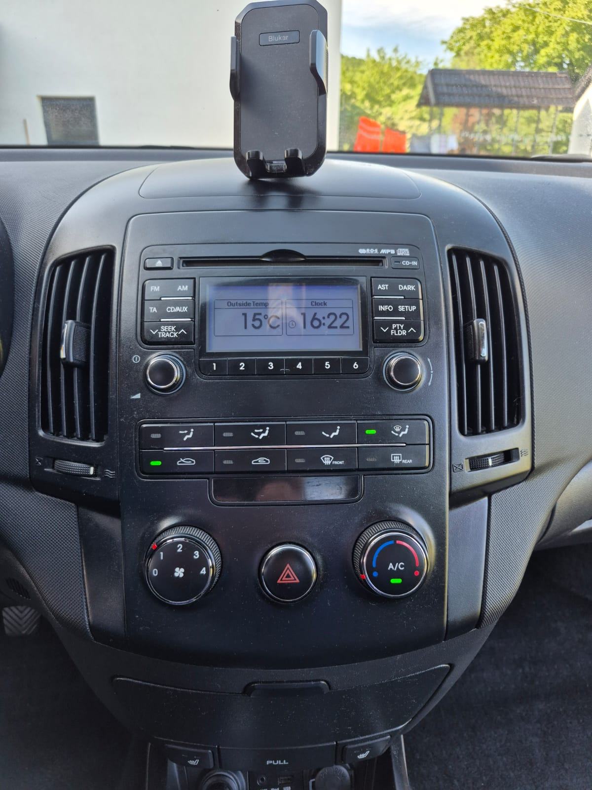 Hyundai i30 1,6 CRDi, fotografija 8